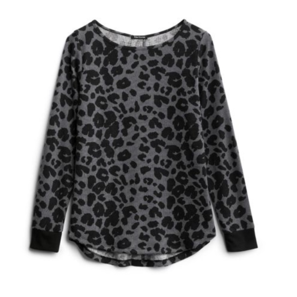 EUC PINK CLOVER Abby Brushed Button Back Knit Top, Leopard, Medium